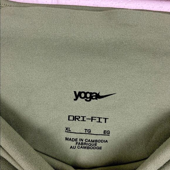 Nike Yoga women’s dri-fit luxe flared green performance pant stretch size XL - Picture 3 of 6